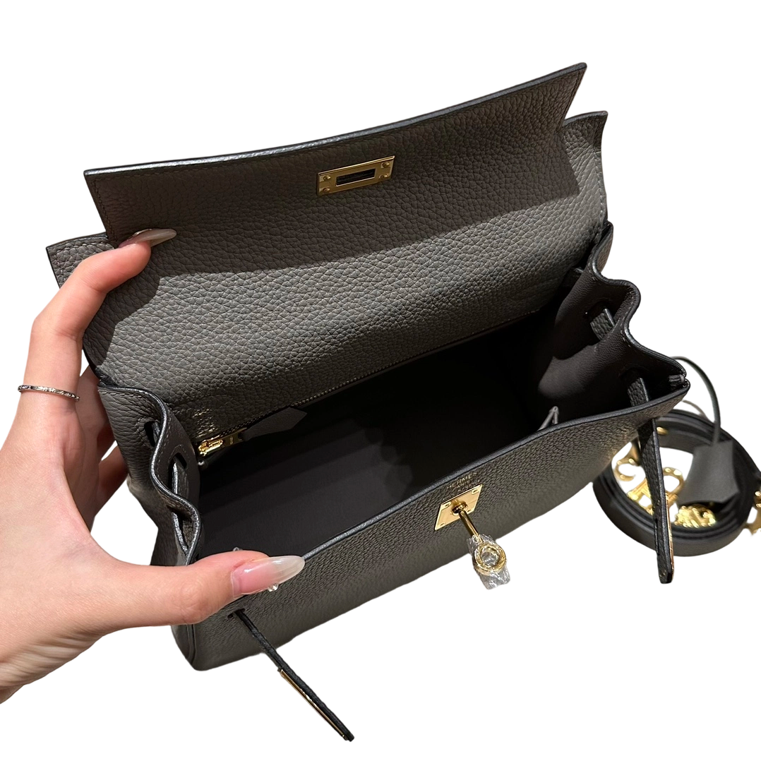 Kelly  Togo – Storm Cloud Grey | Gold-Plated