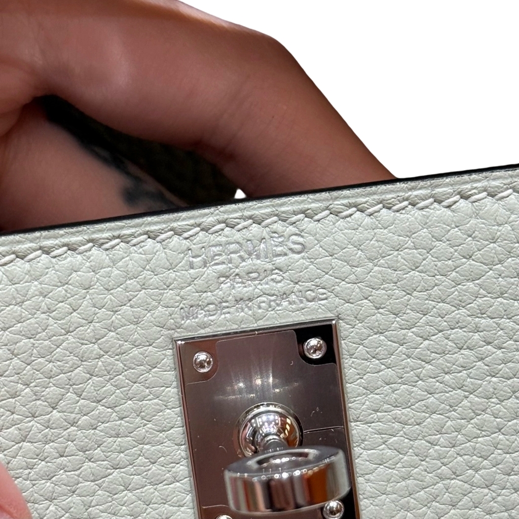 Kelly  Togo – Crystal Grey | Palladium