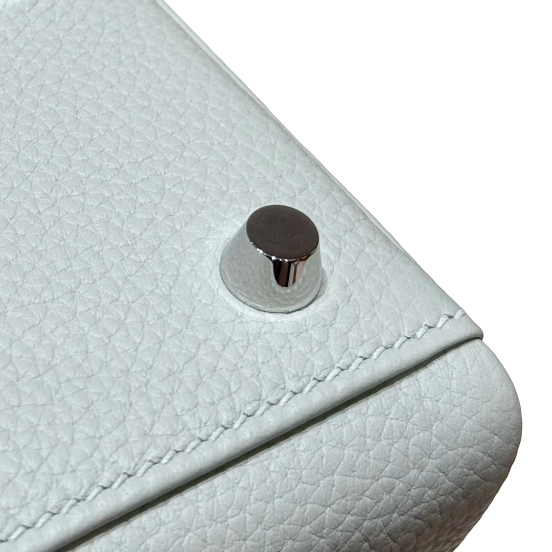 Kelly  Togo – Crystal Grey | Palladium