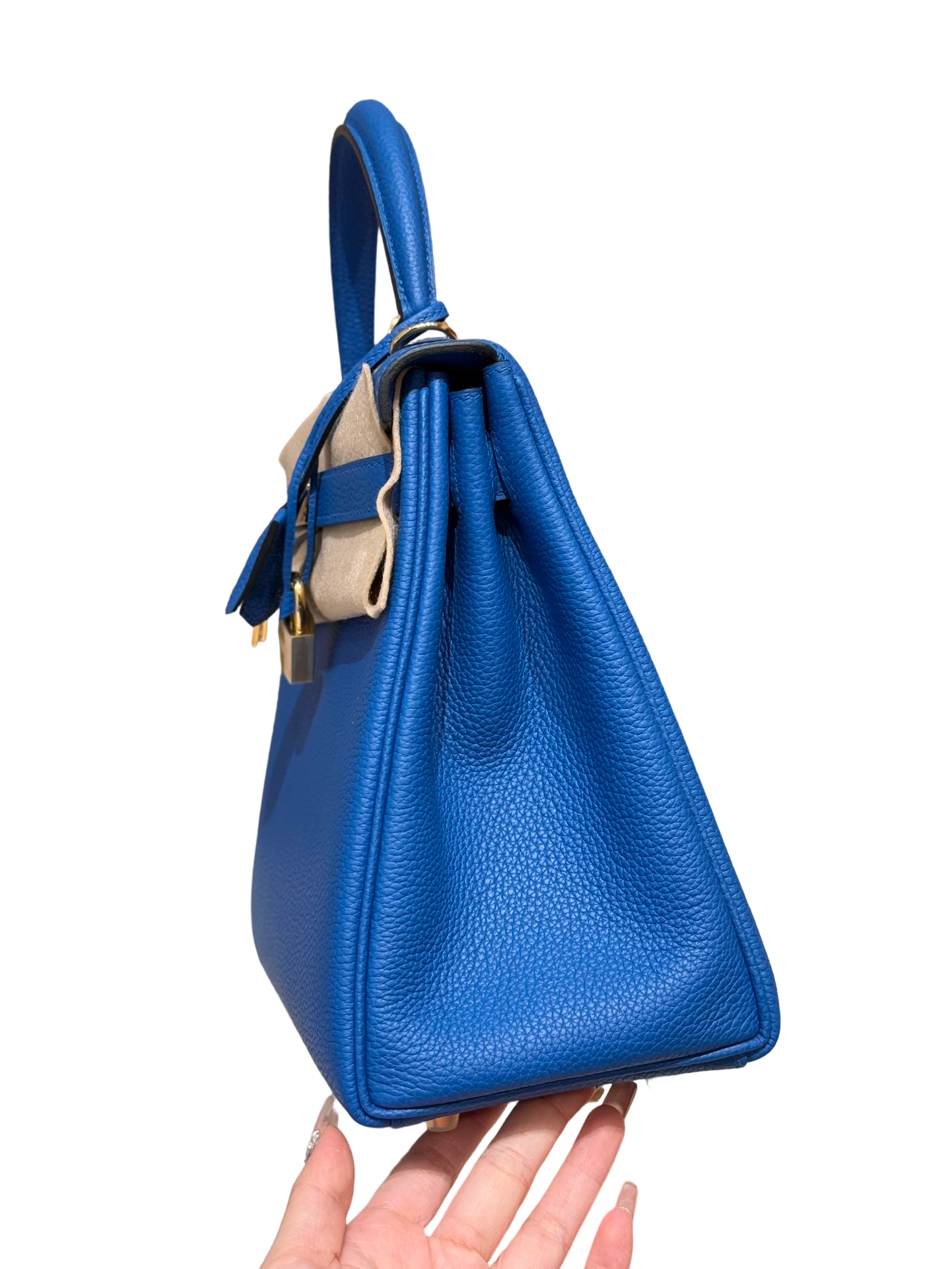 Kelly Togo – Bleu France | Gold-Plated